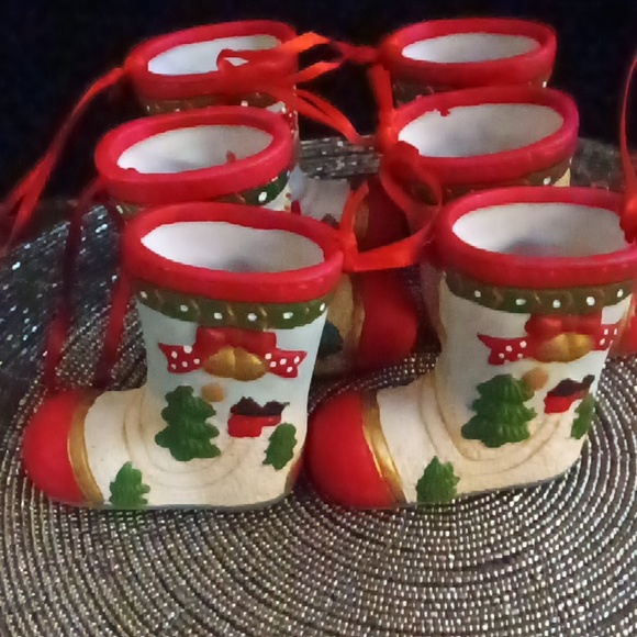 Vintage Santa in a Boot Tree Ornaments - Picture 2 of 6